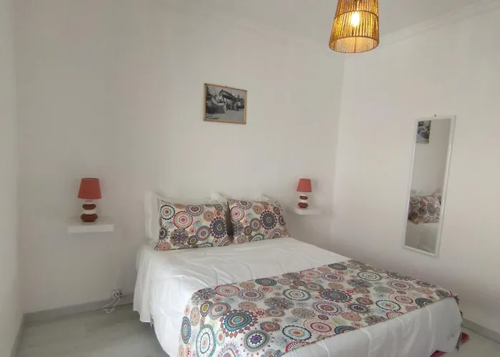 Avós-bélise Nazaré